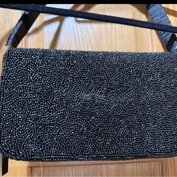 Elegant Black Beaded Clutch with Martini Design - Picture 3 of 4